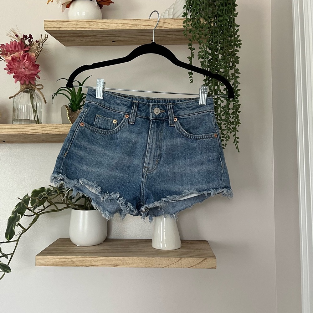 High-waisted blue denim shorts